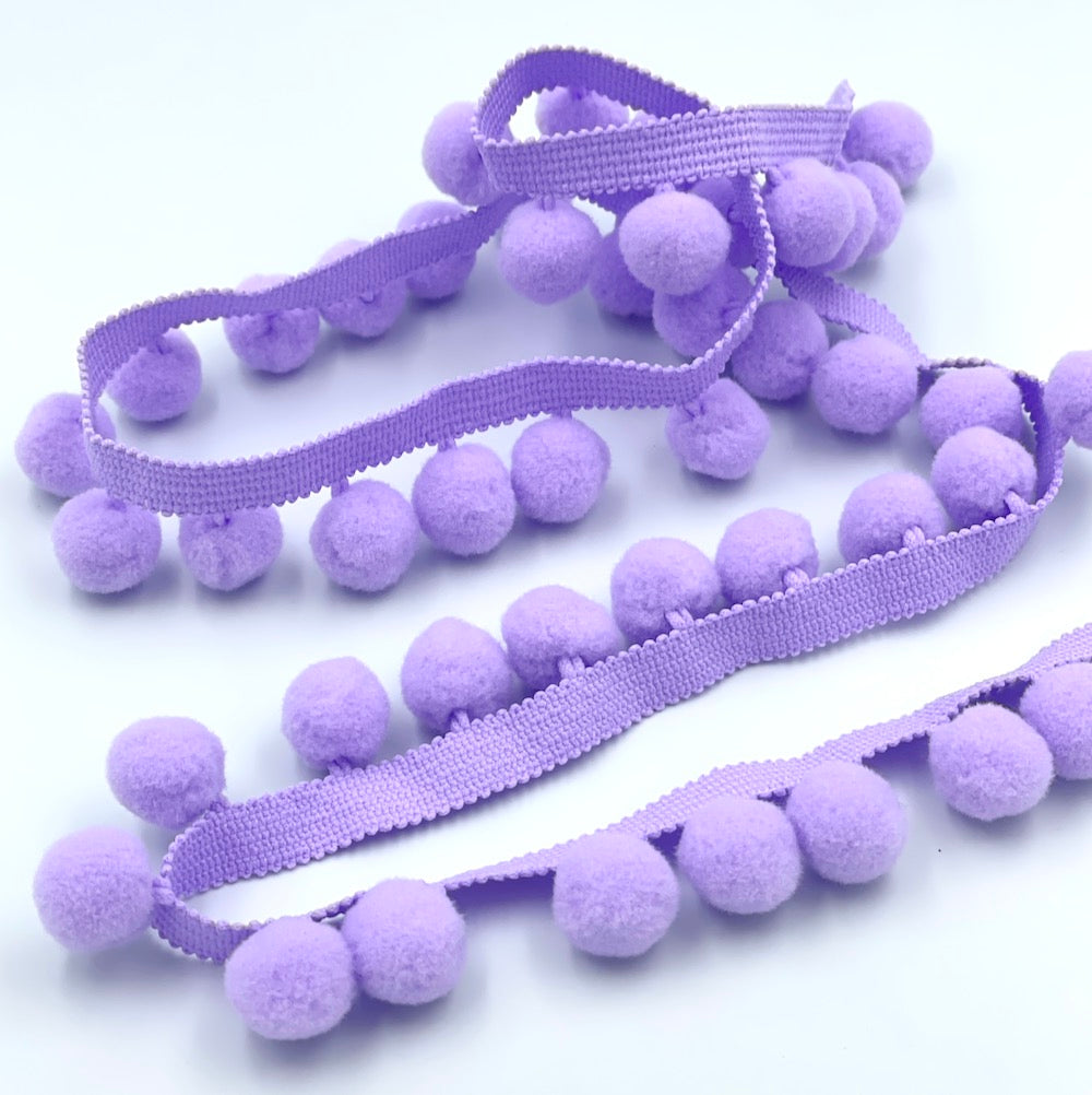 Jumbo Pom Pom Trim