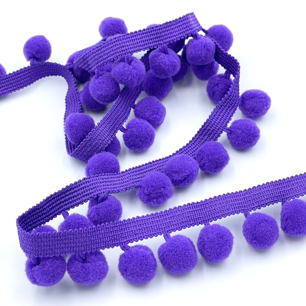 Jumbo Pom Pom Trim